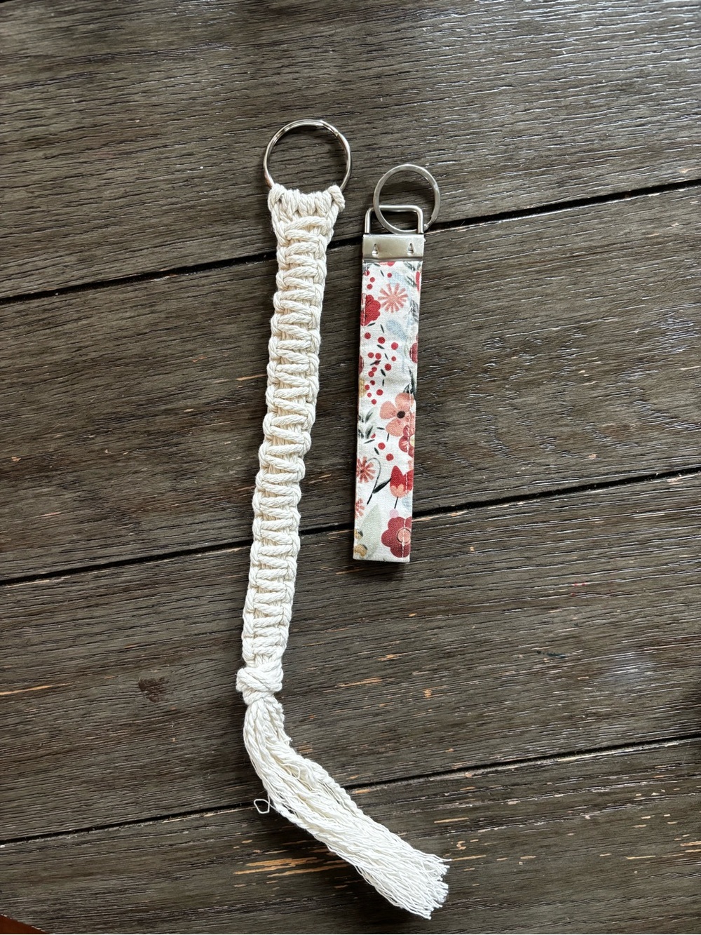 Set of 2 keychains